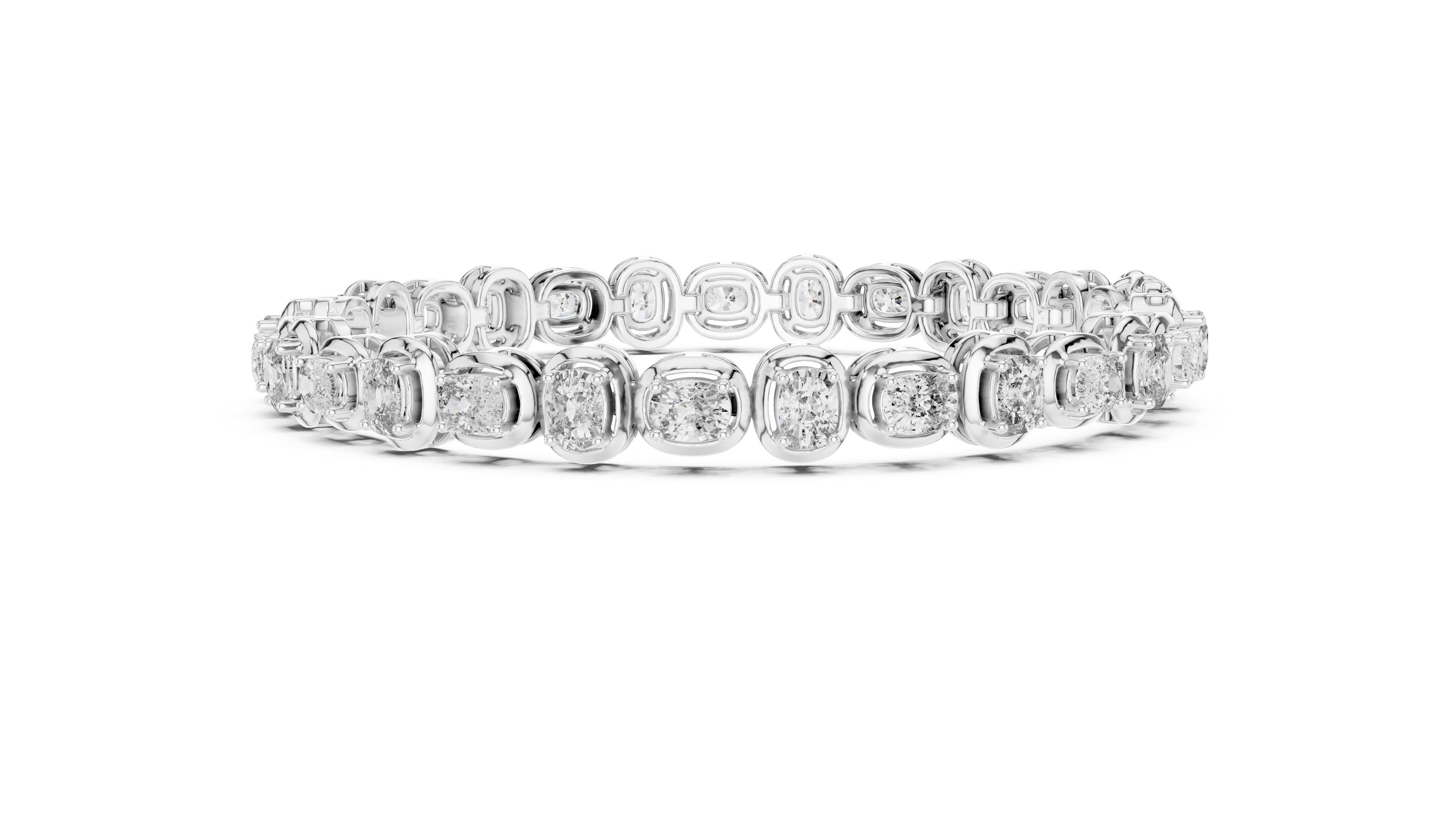 The Imperial cushion Link Bracelet White Gold