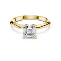 The Signature Four-Prong Solitaire 1ct Yellow Gold Asscher