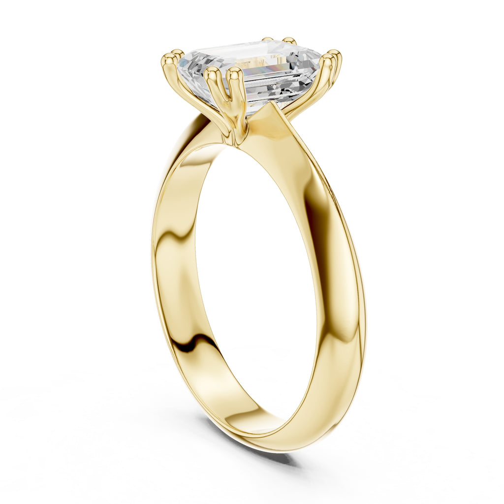 The Twin-Claw Classic Ring 1.5ct Yellow Gold Emerald