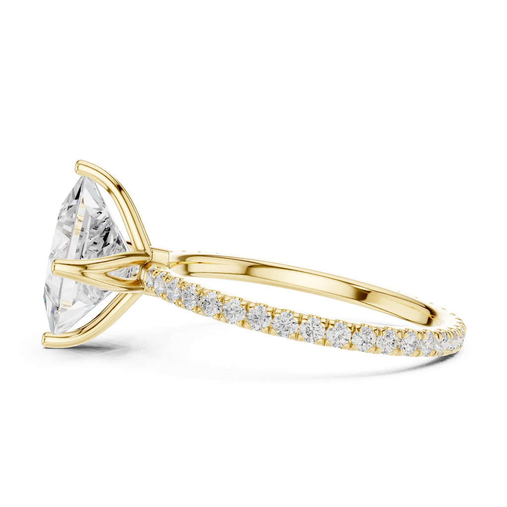 The Petite Brilliance Ring 2.5ct Yellow Gold Princess