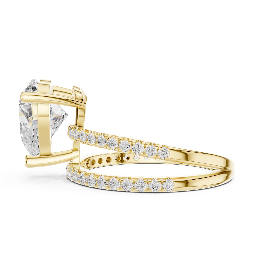 The Intertwined Harmony Ring 3ct Yellow Gold Heart